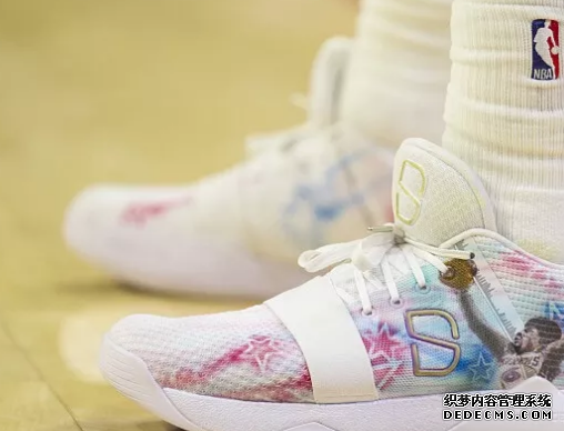 NBA12月13号球星上脚球鞋有哪些 NBA12月13号球星上脚球鞋盘点 NBA12月13号球星上脚球鞋有哪些 NBA12月13号球星上脚球鞋盘点